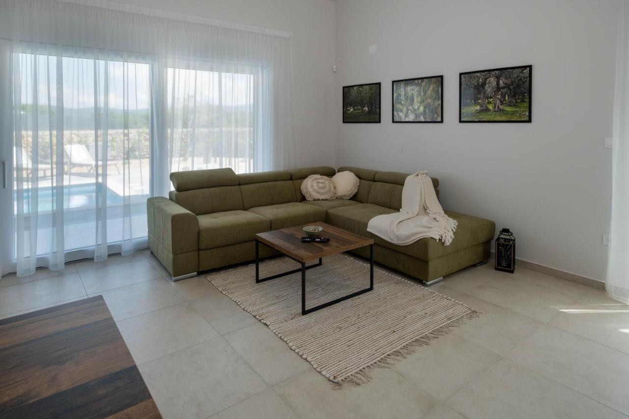 Villa Monika Muraj ภายนอก รูปภาพ